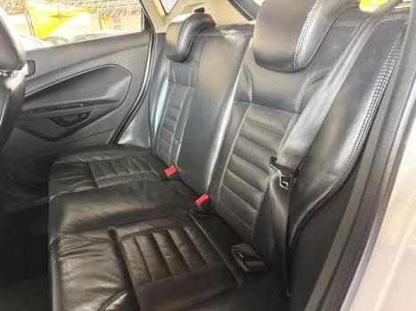 FORD Fiesta Hatch 1.6 4P, Foto 6