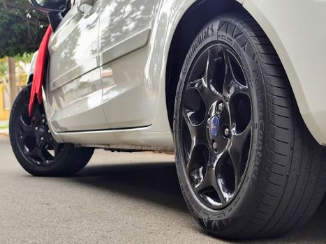 FORD Fiesta Hatch , Foto 5