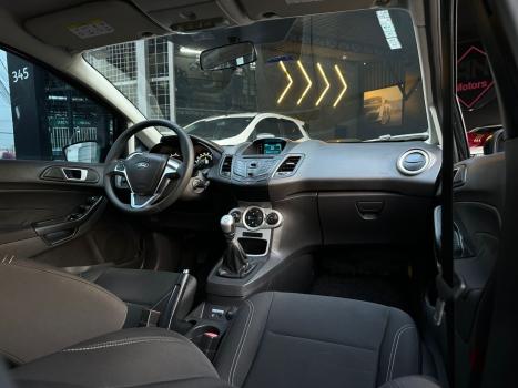 FORD Fiesta Hatch , Foto 10