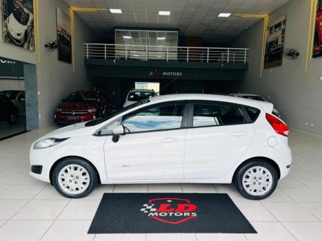 FORD Fiesta Hatch , Foto 6