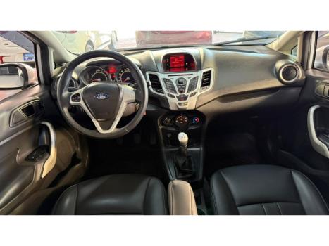 FORD Fiesta Hatch , Foto 5