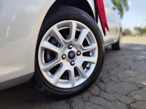 FORD Fiesta Hatch , Foto 6