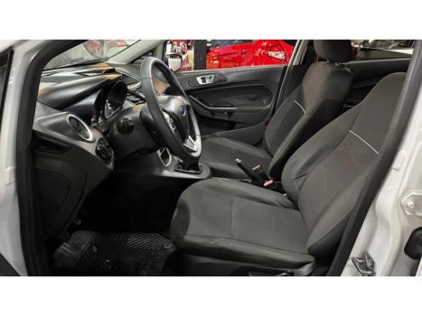 FORD Fiesta Hatch , Foto 8