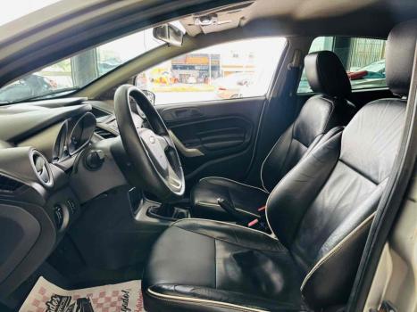 FORD Fiesta Hatch , Foto 10