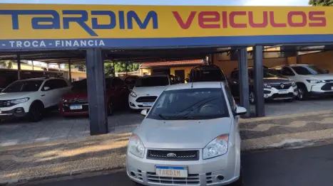 FORD Fiesta Sedan 1.6 4P CLASS FLEX, Foto 1 FORD Fiesta Sedan 1.6 4P CLASS FLEX, Foto 1