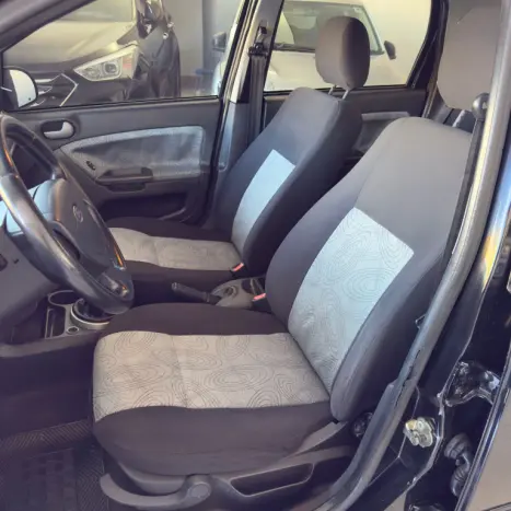 FORD Fiesta Sedan 1.6 4P CLASS FLEX, Foto 7 FORD Fiesta Sedan 1.6 4P CLASS FLEX, Foto 7