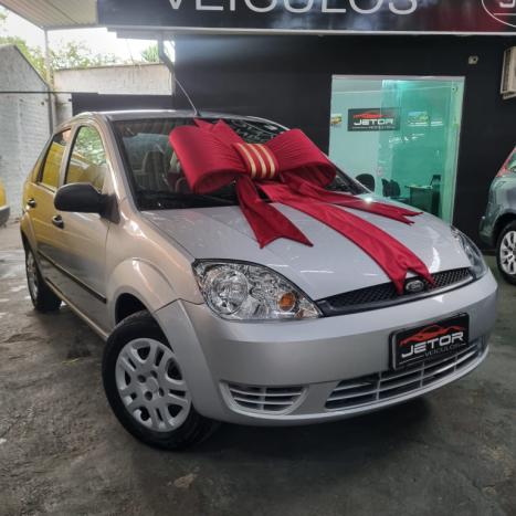 FORD Fiesta Sedan 1.6 4P ROCAM FLEX, Foto 2
