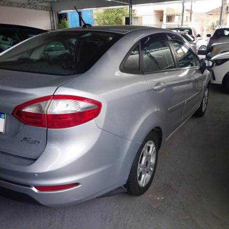 FORD Fiesta Sedan 1.6 4P SE FLEX, Foto 4 FORD Fiesta Sedan 1.6 4P SE FLEX, Foto 4