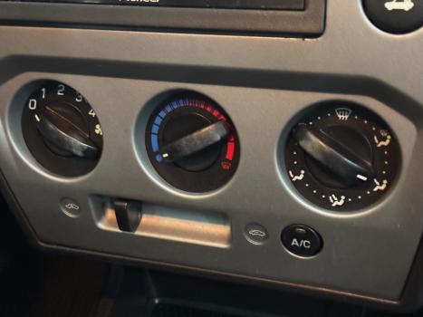 FORD Fiesta Sedan 1.6 16V 4P SE FLEX, Foto 2