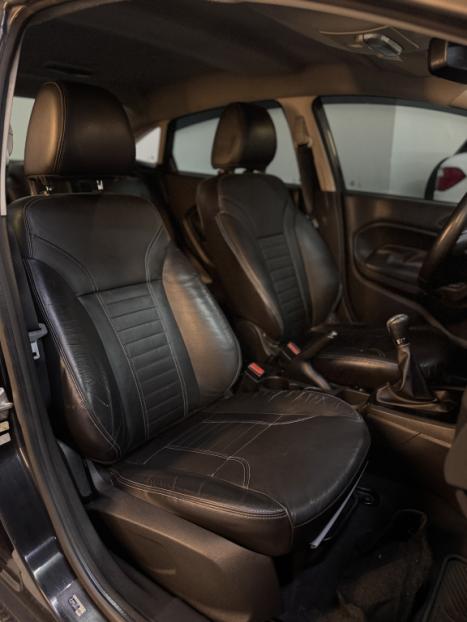 FORD Fiesta Sedan 1.6 16V 4P FLEX TITANIUM, Foto 9