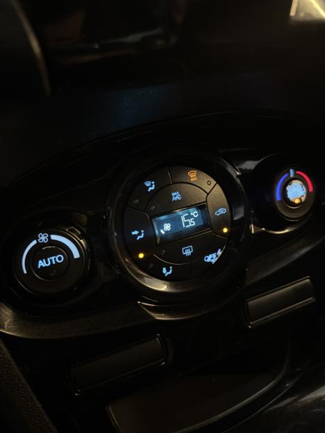 FORD Fiesta Sedan 1.6 16V 4P FLEX TITANIUM, Foto 15