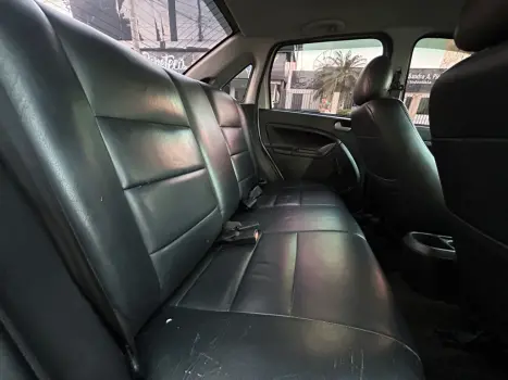 FORD Fiesta Sedan 1.6 4P FLEX, Foto 10