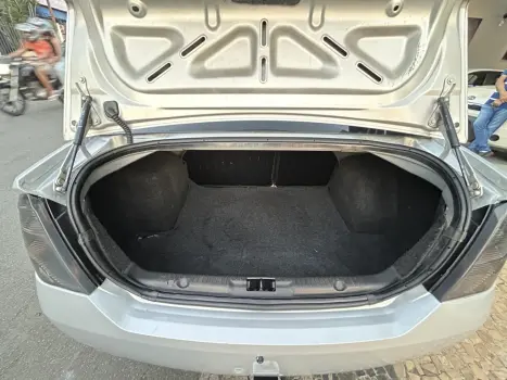 FORD Fiesta Sedan 1.6 4P FLEX, Foto 13