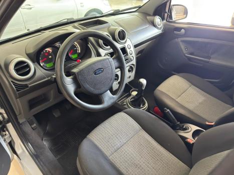 FORD Fiesta Sedan 1.6 4P FLEX, Foto 5
