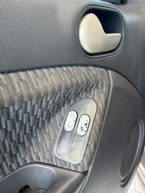 FORD Fiesta Sedan 1.6 4P FLEX, Foto 10