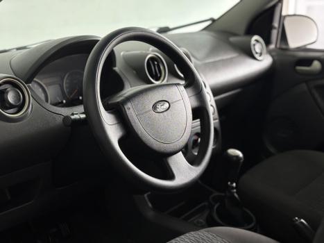 FORD Fiesta Sedan 1.6 4P FLEX, Foto 7