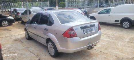 FORD Fiesta Sedan 1.6 4P FLEX, Foto 4