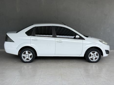 FORD Fiesta Sedan 1.6 4P ROCAM FLEX, Foto 5