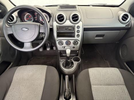 FORD Fiesta Sedan 1.6 4P ROCAM FLEX, Foto 10