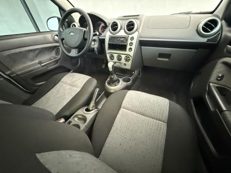FORD Fiesta Sedan 1.6 4P ROCAM FLEX, Foto 13