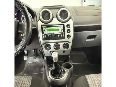 FORD Fiesta Sedan 1.6 4P ROCAM FLEX, Foto 16