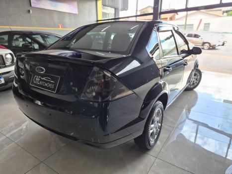 FORD Fiesta Sedan 1.6 4P ROCAM FLEX, Foto 6