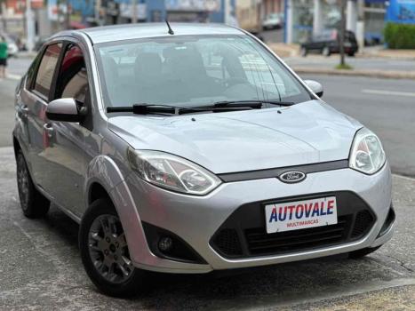 FORD Fiesta Sedan 1.6 4P ROCAM FLEX, Foto 6