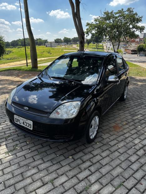 FORD Fiesta Sedan 1.0 4P PERSONALIT�, Foto 2