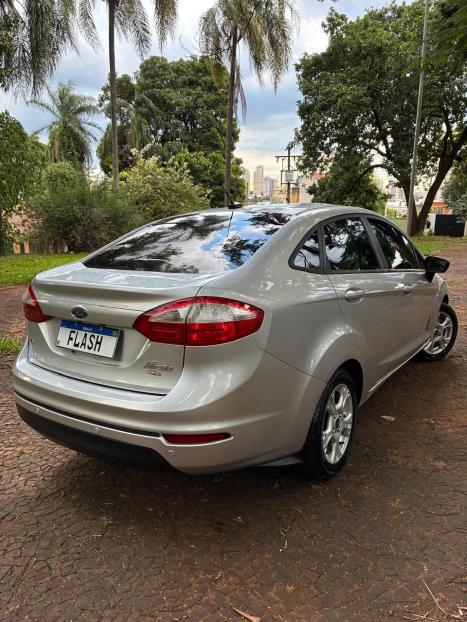 FORD Fiesta Sedan 1.6 16V 4P SE FLEX, Foto 8