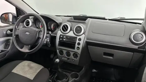 FORD Fiesta Sedan 1.6 4P FLEX, Foto 9