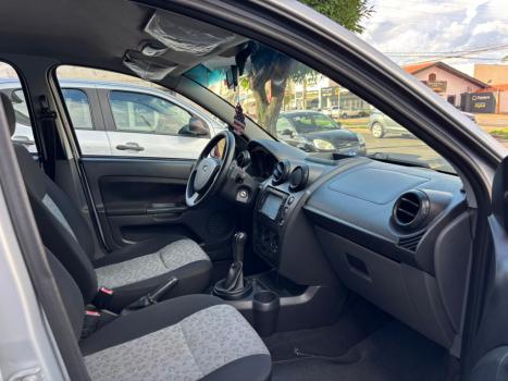 FORD Fiesta Sedan 1.6 4P FLEX, Foto 8