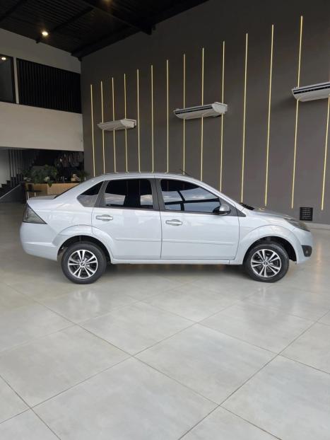 FORD Fiesta Sedan 1.6 4P CLASS FLEX, Foto 3