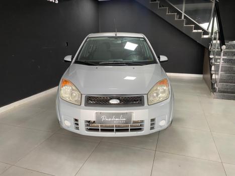 FORD Fiesta Sedan 1.6 4P FLEX, Foto 1