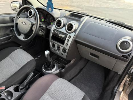 FORD Fiesta Sedan 1.6 4P FLEX, Foto 12