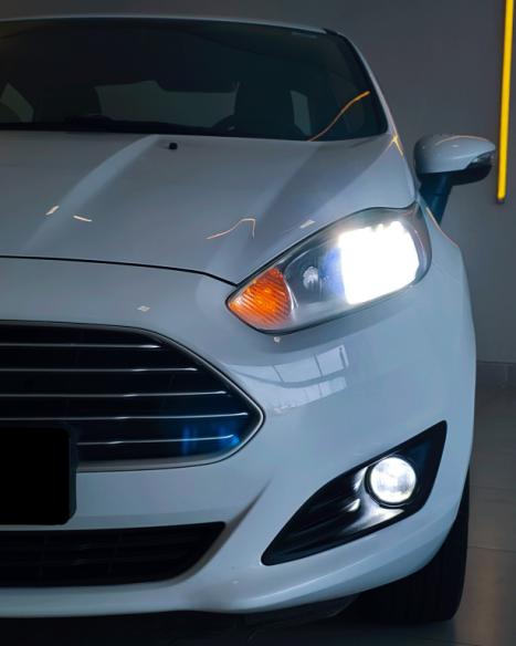 FORD Fiesta Sedan 1.6 16V 4P SEL, Foto 4