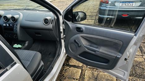 FORD Fiesta Sedan 1.6 4P FLEX, Foto 8