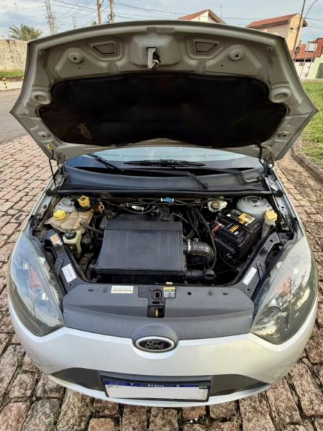 FORD Fiesta Sedan 1.6 4P ROCAM FLEX, Foto 8