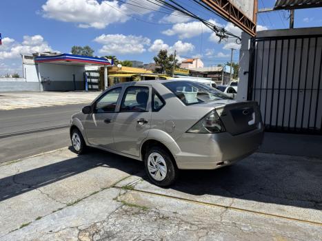 FORD Fiesta Sedan 1.6 4P ROCAM FLEX, Foto 10