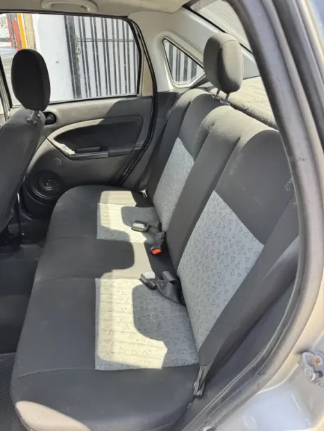 FORD Fiesta Sedan 1.6 4P ROCAM FLEX, Foto 12