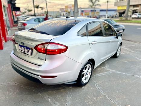 FORD Fiesta Sedan 1.6 16V 4P SE FLEX, Foto 4