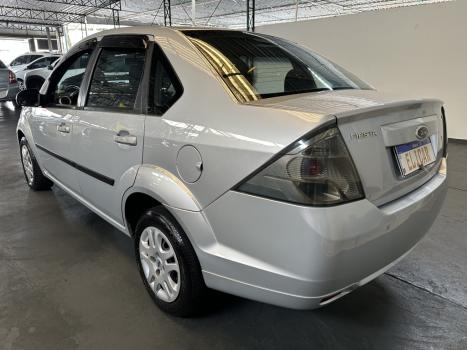 FORD Fiesta Sedan 1.6 4P FLEX, Foto 2