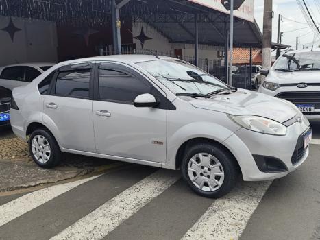 FORD Fiesta Sedan 1.6 4P FLEX, Foto 2