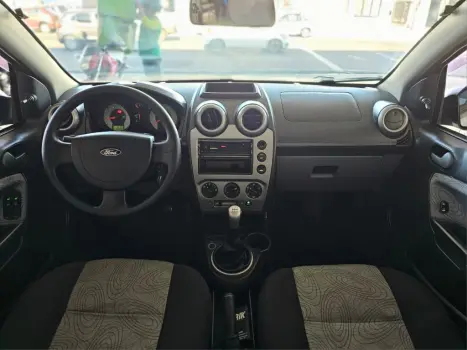 FORD Fiesta Sedan 1.6 4P FLEX, Foto 6
