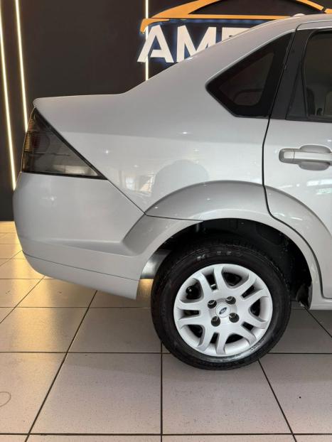 FORD Fiesta Sedan 1.6 4P FLEX, Foto 3