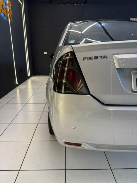 FORD Fiesta Sedan 1.6 4P FLEX, Foto 4