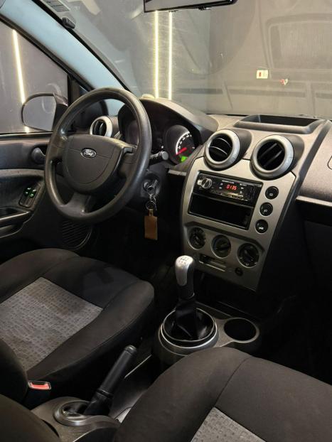 FORD Fiesta Sedan 1.6 4P FLEX, Foto 7