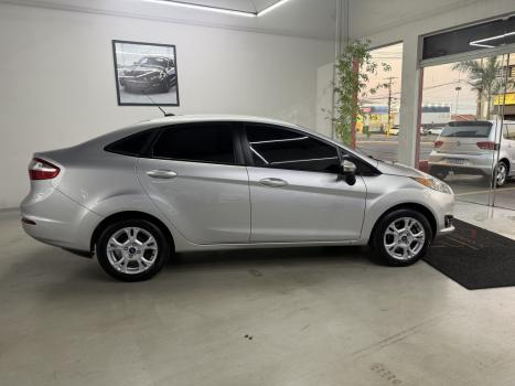 FORD Fiesta Sedan 1.6 16V 4P SE FLEX, Foto 2