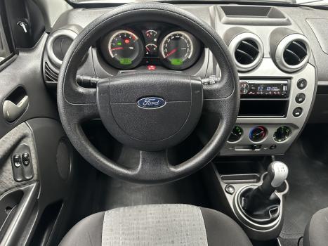 FORD Fiesta Sedan 1.6 4P FLEX, Foto 9