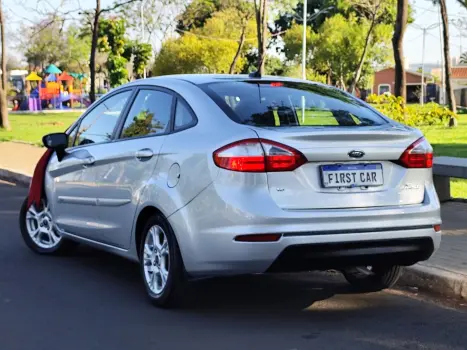 FORD Fiesta Sedan , Foto 6