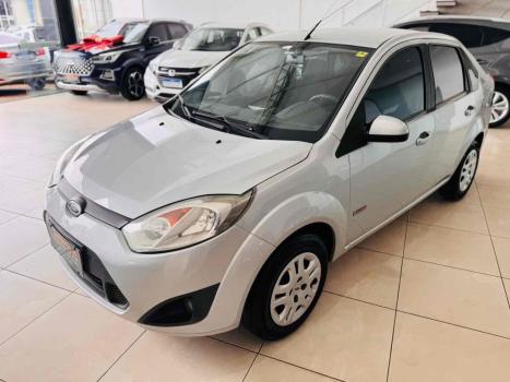 FORD Fiesta Sedan , Foto 1